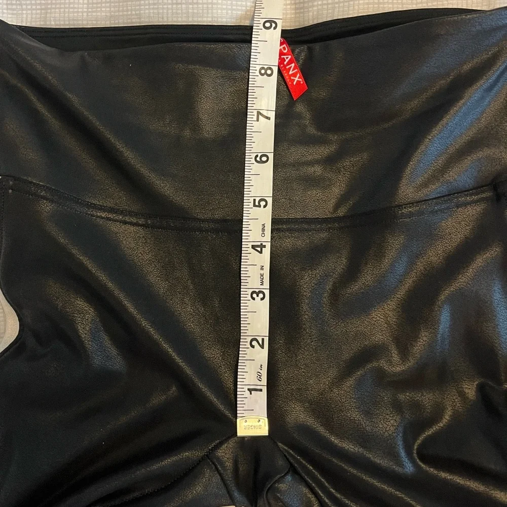 SPANX Black Faux Leather Leggings White Stripe Accent Edgy Athleisure Sporty - Picture 9 of 11